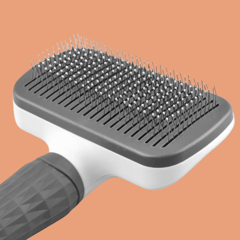 Roveroo™ Grooming Brush